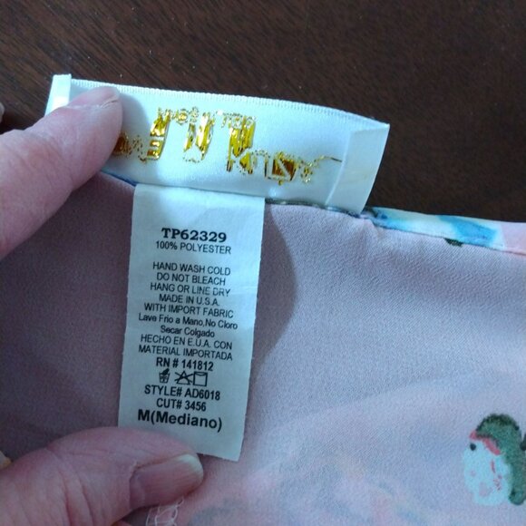 🩷🩷 FEMININE PINK FLORAL SHEER PEPLUM LONG SLEEVE BLOUSE SIZE MEDIUM - Picture 5 of 8